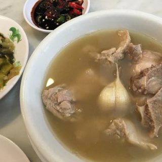 Мясо вареное в бульоне