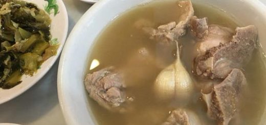 Мясо вареное в бульоне