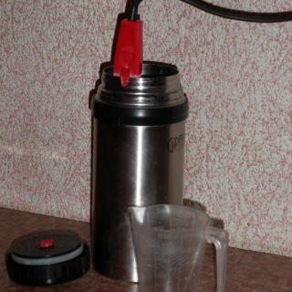 Термос и кипятильник - набор для готовки