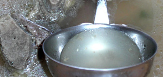 Бульон, сваринный в СВЧ-печи