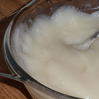 Заварной крем в кастрюльке