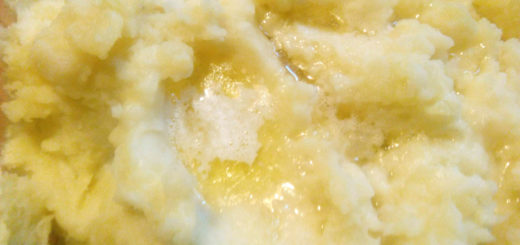 Пюре картофельное, приготовленное в СВЧ-печи