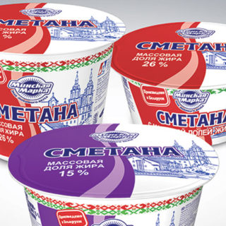 Сметана в упаковке