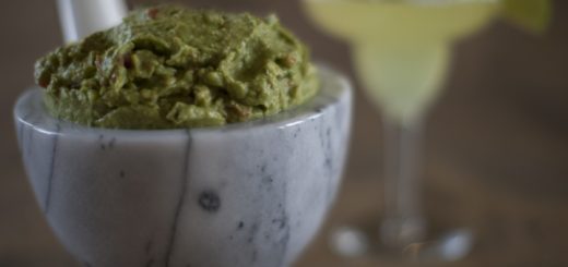 Приготовленная икра из дикорастущей зелени