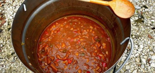 Суп на костре